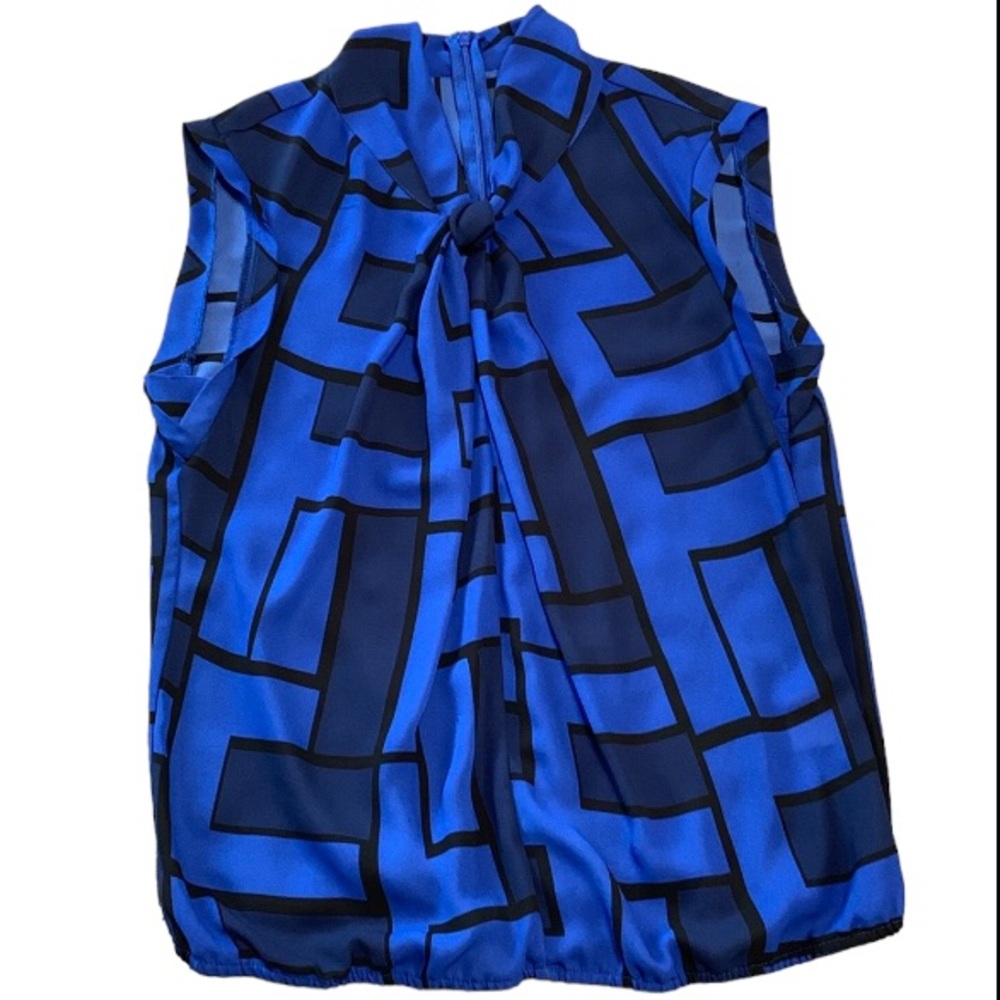 Liz Claiborne size small blouse